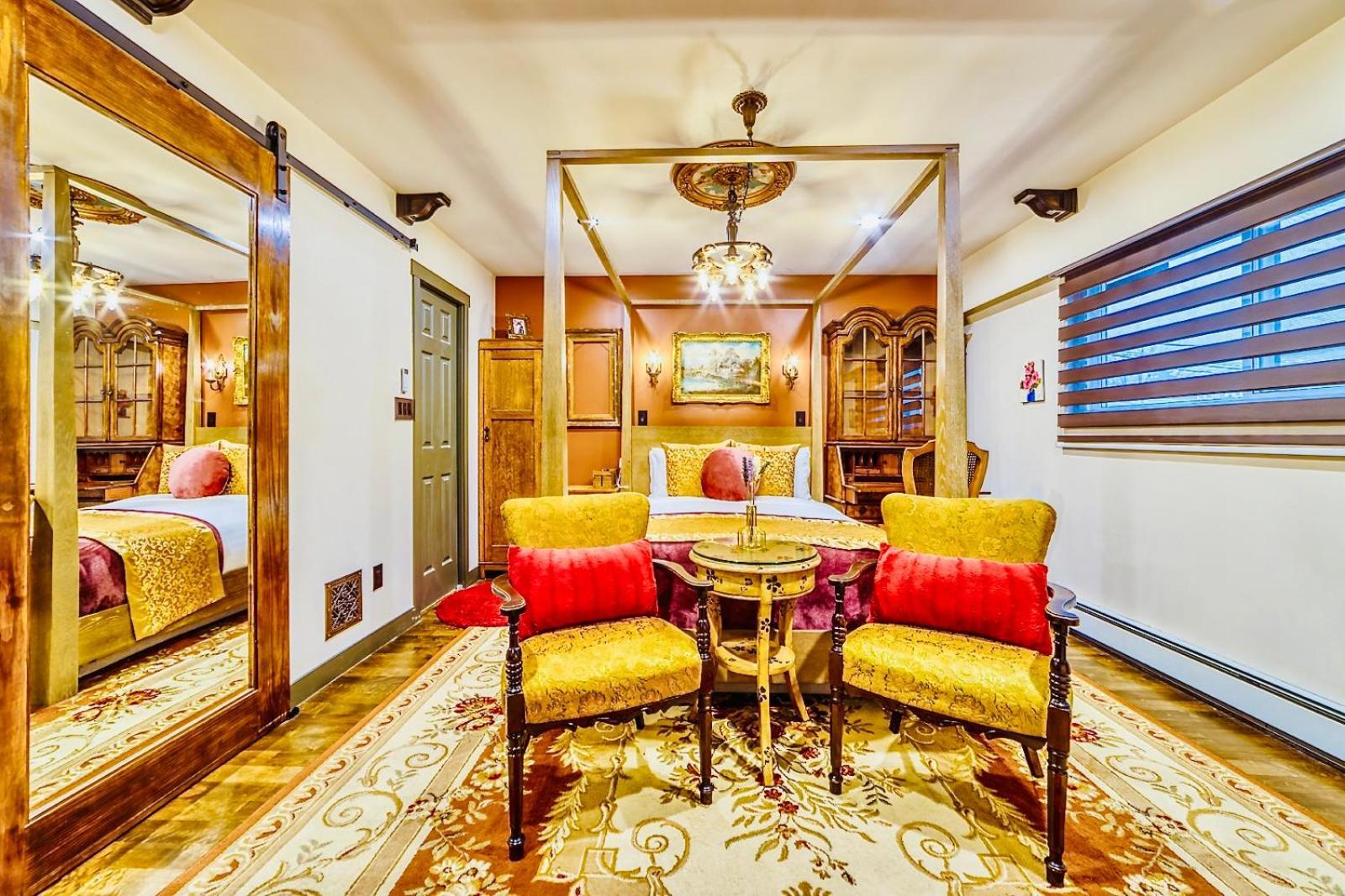 Neocolonial Nouveau Kensington Vacation Home Ванкувър Екстериор снимка